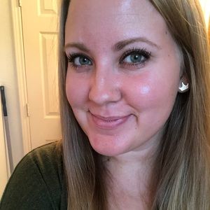 Meet your Posher, Meagan